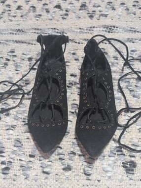 Gap Women's Black Lace-Up Pointed Flats with Eyelet Detailing